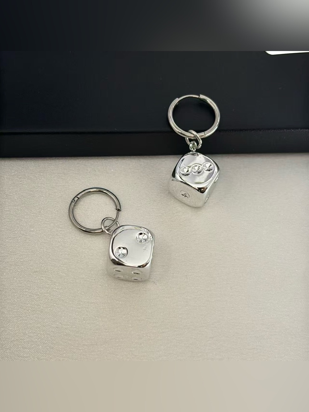 Dice Dangle Drop Earrings for Men Women Streetwear Hip Hop Punk Unisex Style